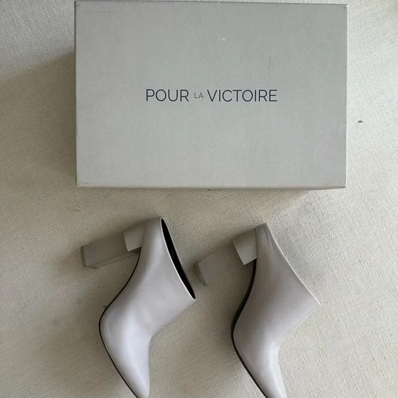 Pour La Victoire Slip on Leather Bootie - Grey - Picture 3 of 5
